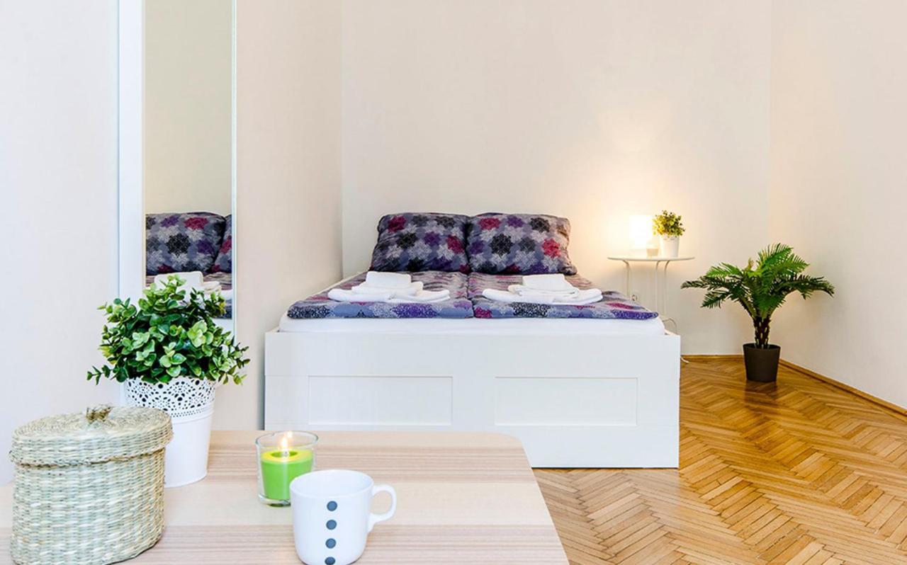 Cozy 2 Bedroom Apartment In Terez Boulevard. ブダペスト エクステリア 写真